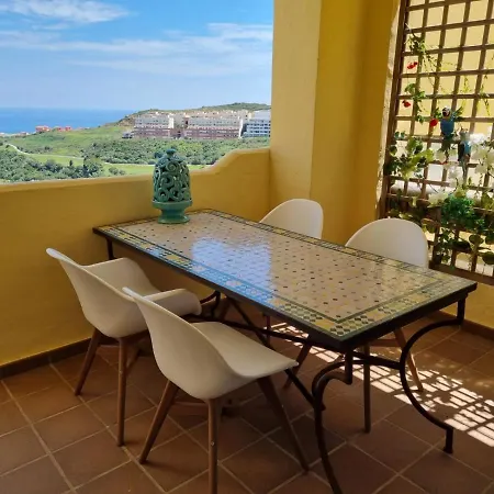 Duquesa Village Apartamento Manilva